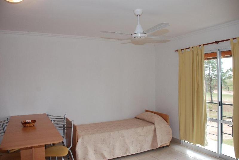 Brisas Del Lago Apartamentos Colon  Ngoại thất bức ảnh