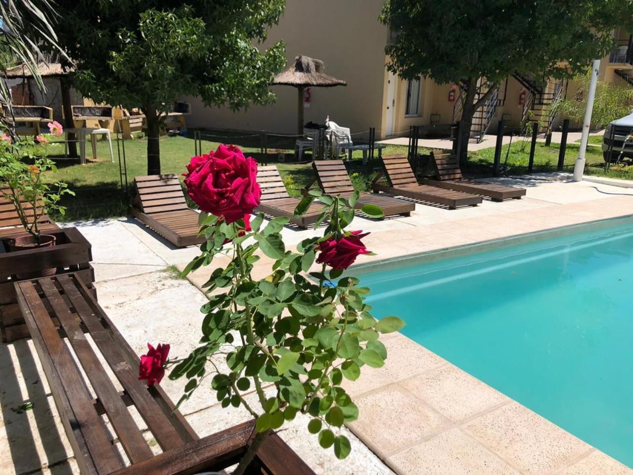 Brisas Del Lago Apartamentos Colon  Ngoại thất bức ảnh