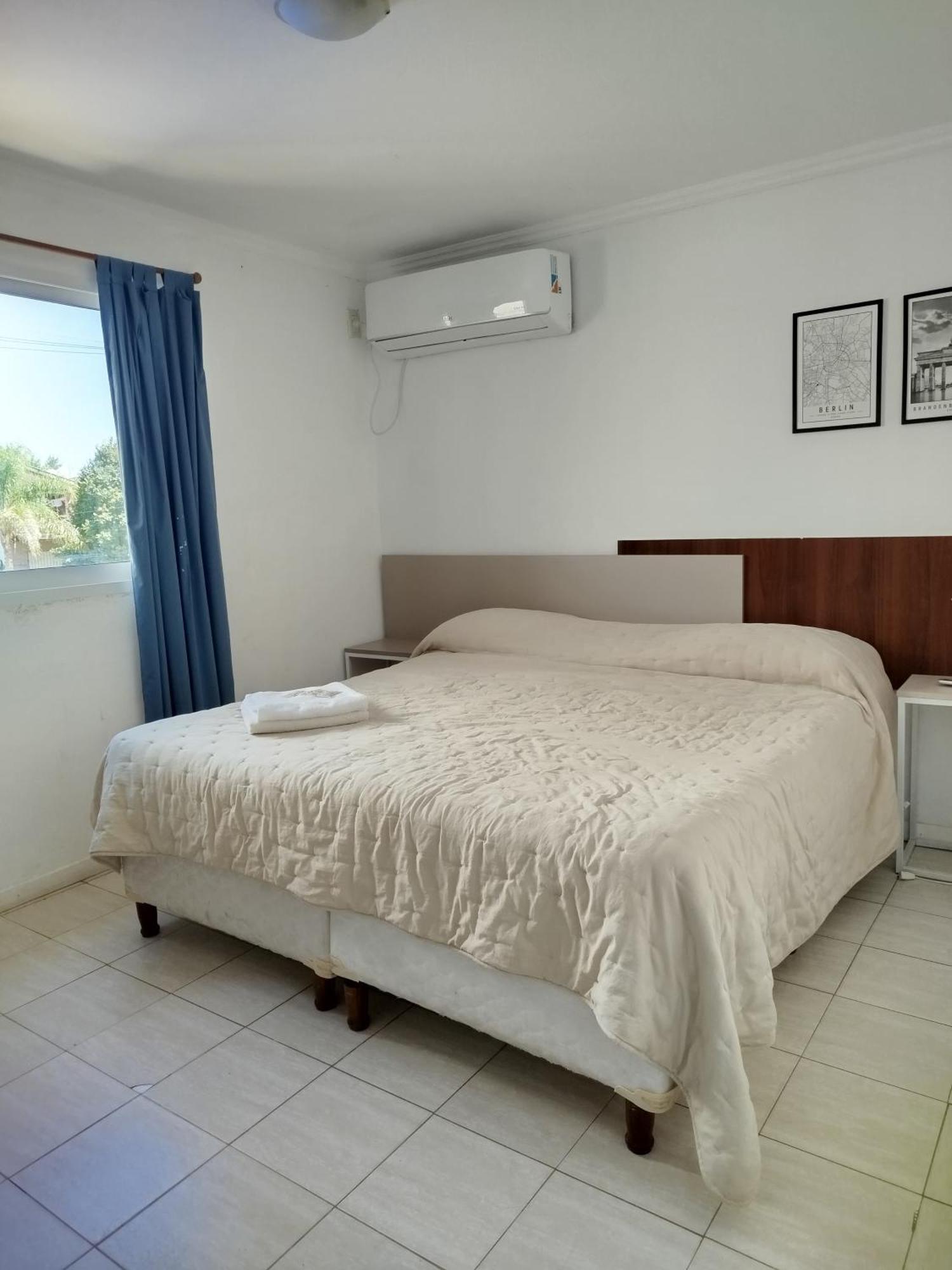 Brisas Del Lago Apartamentos Colon  Ngoại thất bức ảnh